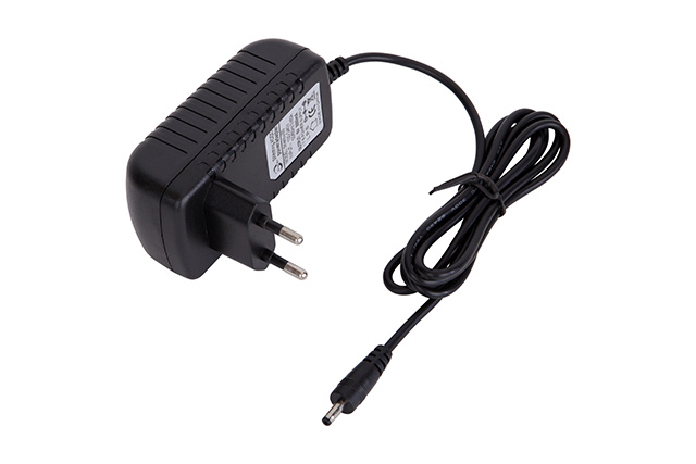 MWK-18-N �������� ������������ ��� �������� ������� 1800 ��� (2G GSM/4G-LTE, �� 1000 �2)